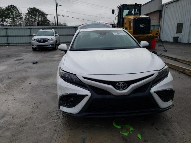 Photo 4 VIN: 4T1G11AK2MU596692 - TOYOTA CAMRY SE 