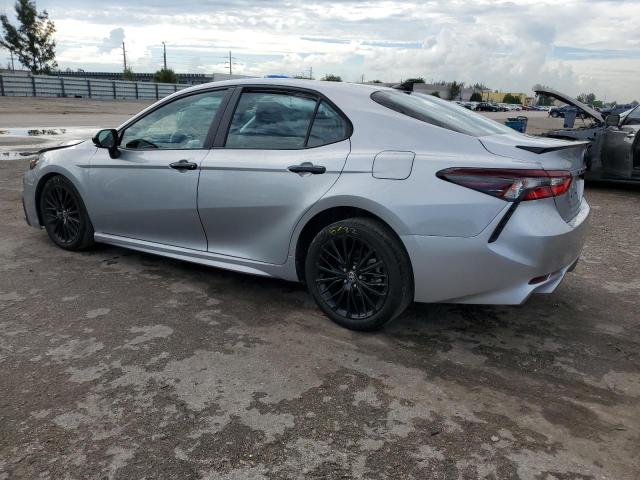 Photo 1 VIN: 4T1G11AK2NU010669 - TOYOTA CAMRY 