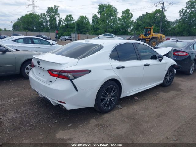 Photo 3 VIN: 4T1G11AK2NU059984 - TOYOTA CAMRY 