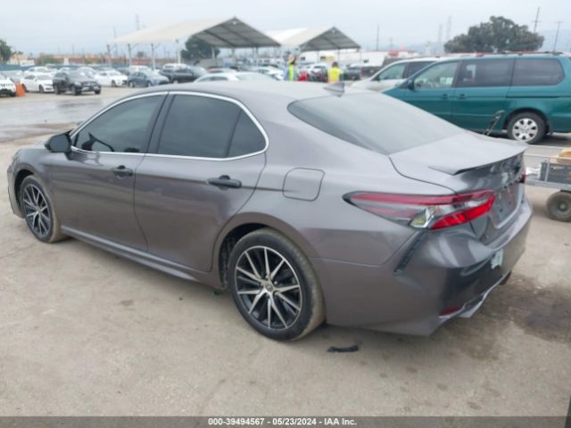 Photo 2 VIN: 4T1G11AK2NU069799 - TOYOTA CAMRY 