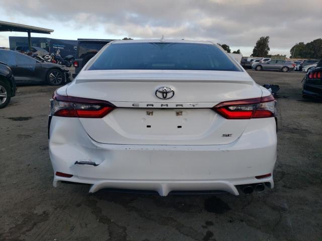 Photo 5 VIN: 4T1G11AK2NU626968 - TOYOTA CAMRY SE 