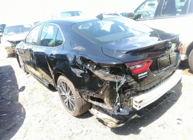 Photo 2 VIN: 4T1G11AK2NU639428 - TOYOTA CAMRY 