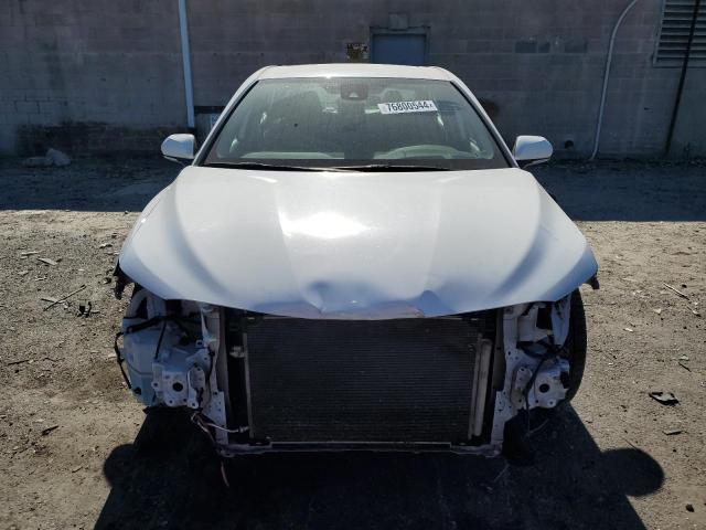 Photo 4 VIN: 4T1G11AK2NU640921 - TOYOTA CAMRY SE 