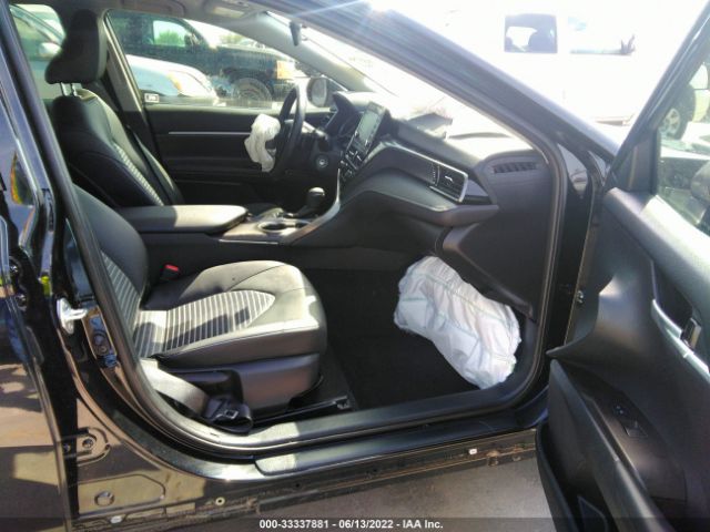 Photo 4 VIN: 4T1G11AK2NU652308 - TOYOTA CAMRY 