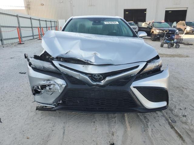 Photo 4 VIN: 4T1G11AK2NU659002 - TOYOTA CAMRY SE 