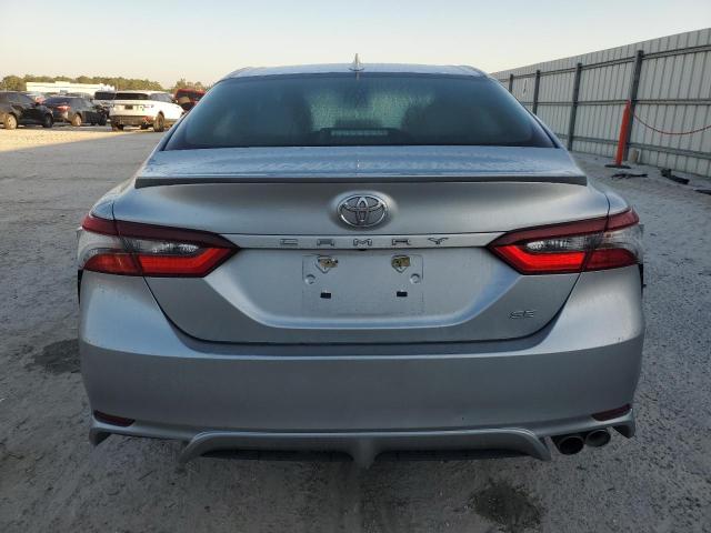 Photo 5 VIN: 4T1G11AK2NU659002 - TOYOTA CAMRY SE 