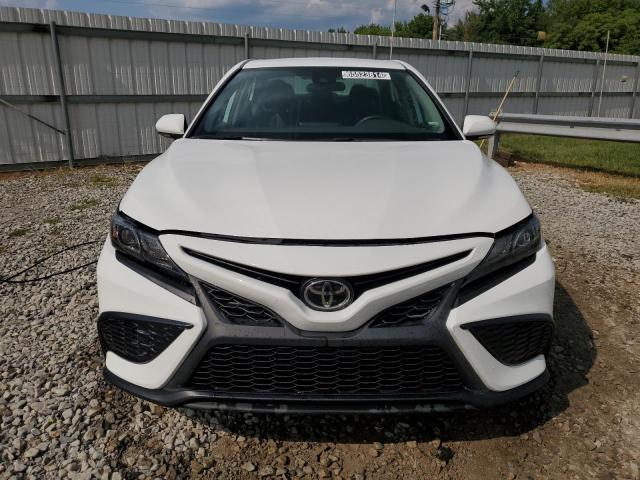 Photo 4 VIN: 4T1G11AK2NU665091 - TOYOTA CAMRY SE 