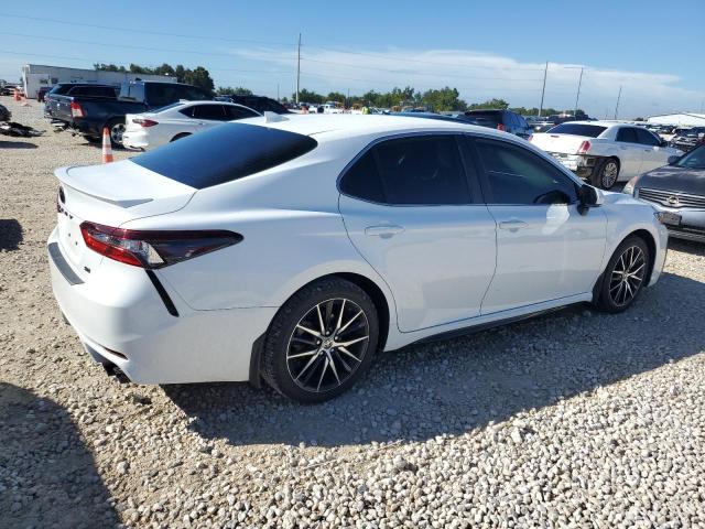 Photo 2 VIN: 4T1G11AK2NU670100 - TOYOTA CAMRY SE 