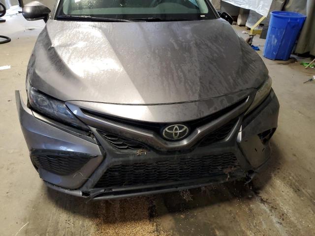 Photo 8 VIN: 4T1G11AK2NU671098 - TOYOTA CAMRY SE 