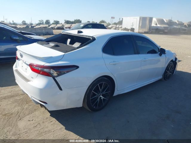 Photo 3 VIN: 4T1G11AK2NU671540 - TOYOTA CAMRY 