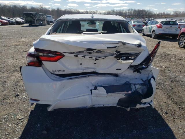 Photo 5 VIN: 4T1G11AK2NU700857 - TOYOTA CAMRY SE 