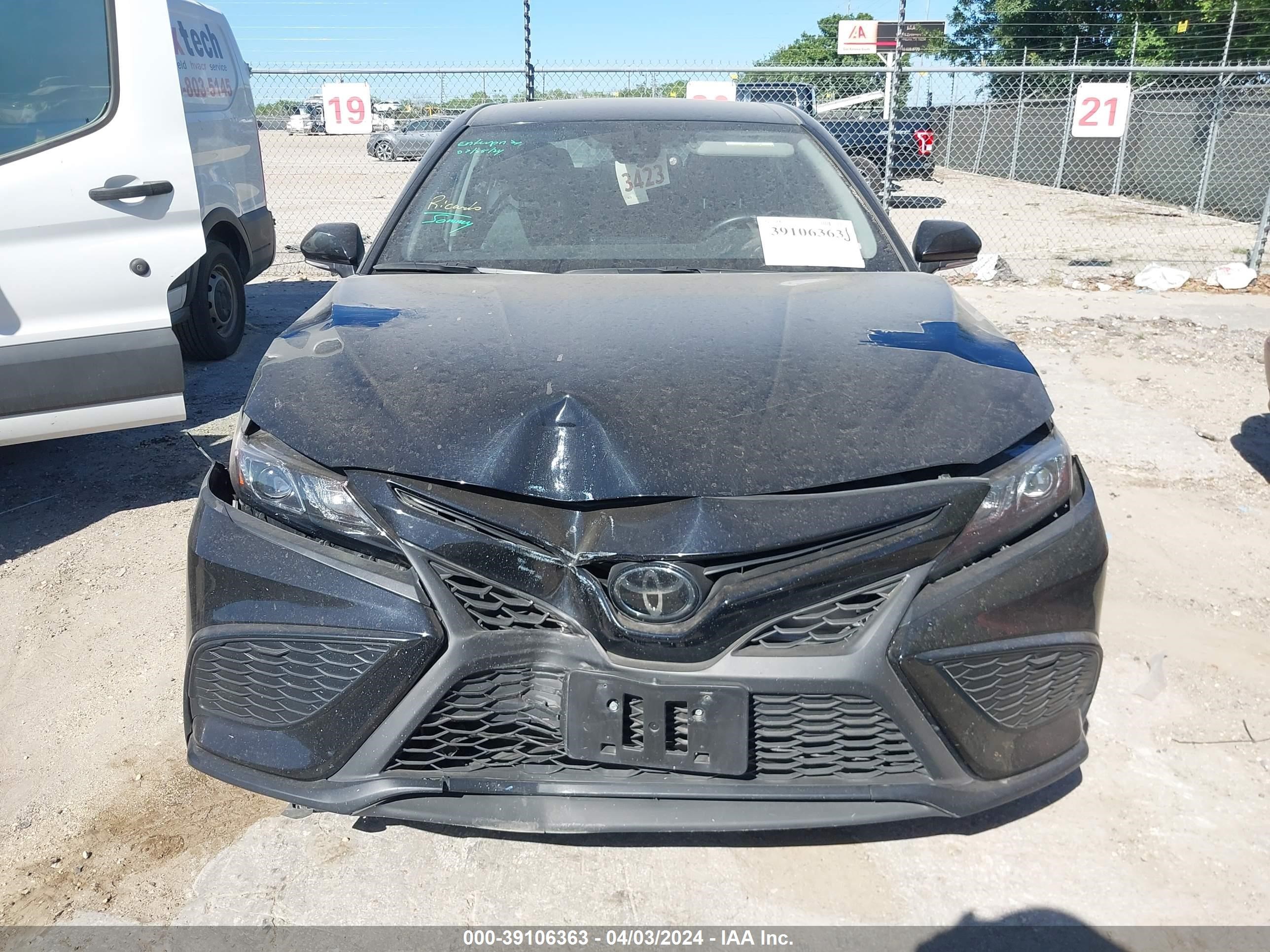 Photo 11 VIN: 4T1G11AK2NU707971 - TOYOTA CAMRY 