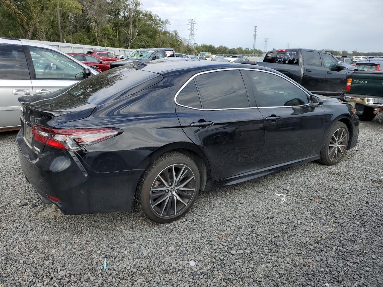 Photo 2 VIN: 4T1G11AK2PU152460 - TOYOTA CAMRY 