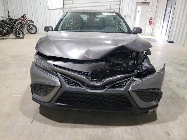 Photo 4 VIN: 4T1G11AK2PU720528 - TOYOTA CAMRY 