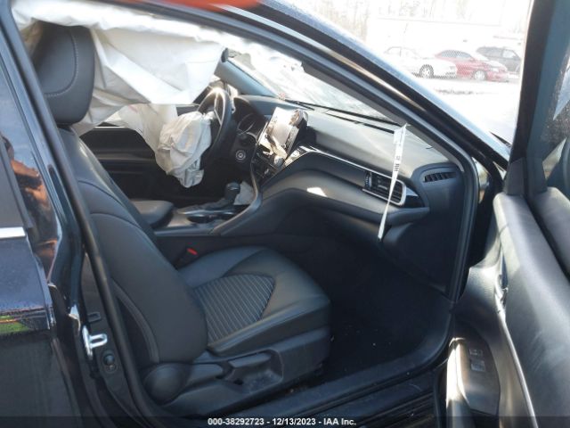 Photo 4 VIN: 4T1G11AK2PU721131 - TOYOTA CAMRY 