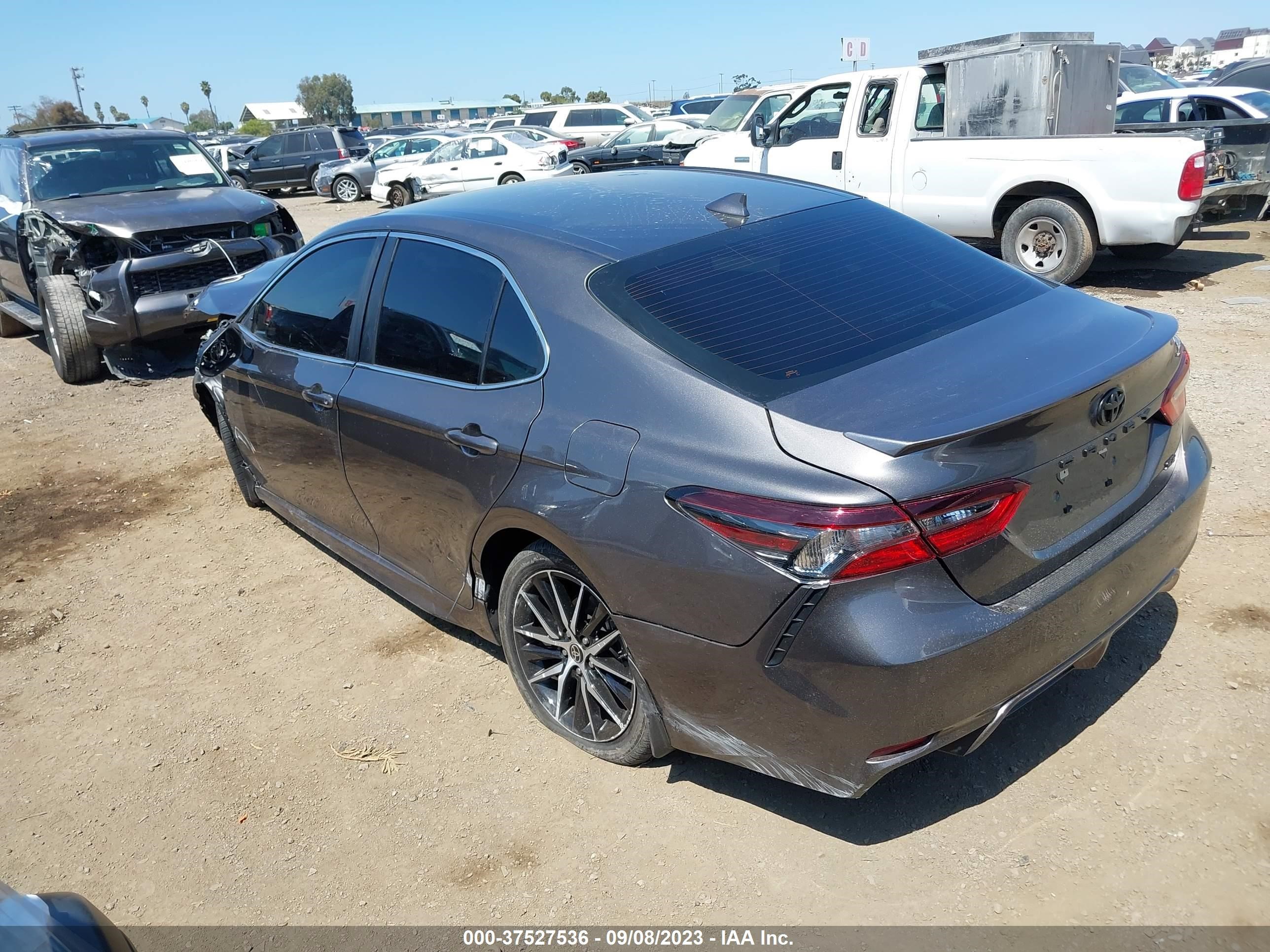 Photo 2 VIN: 4T1G11AK2PU809466 - TOYOTA CAMRY 