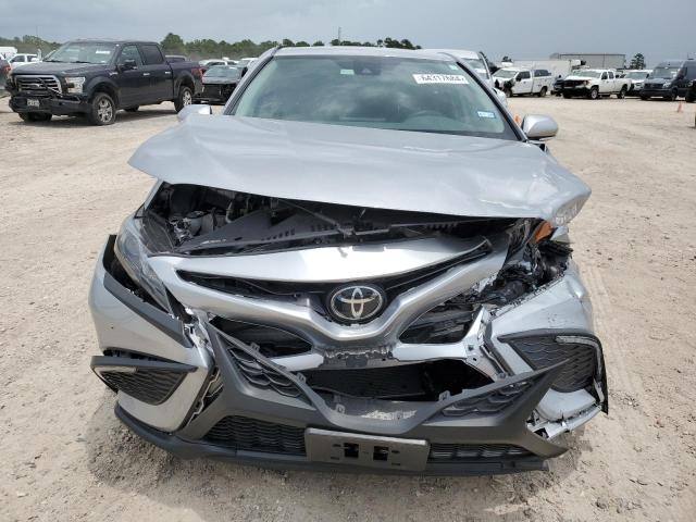 Photo 4 VIN: 4T1G11AK2RU882288 - TOYOTA CAMRY SE N 