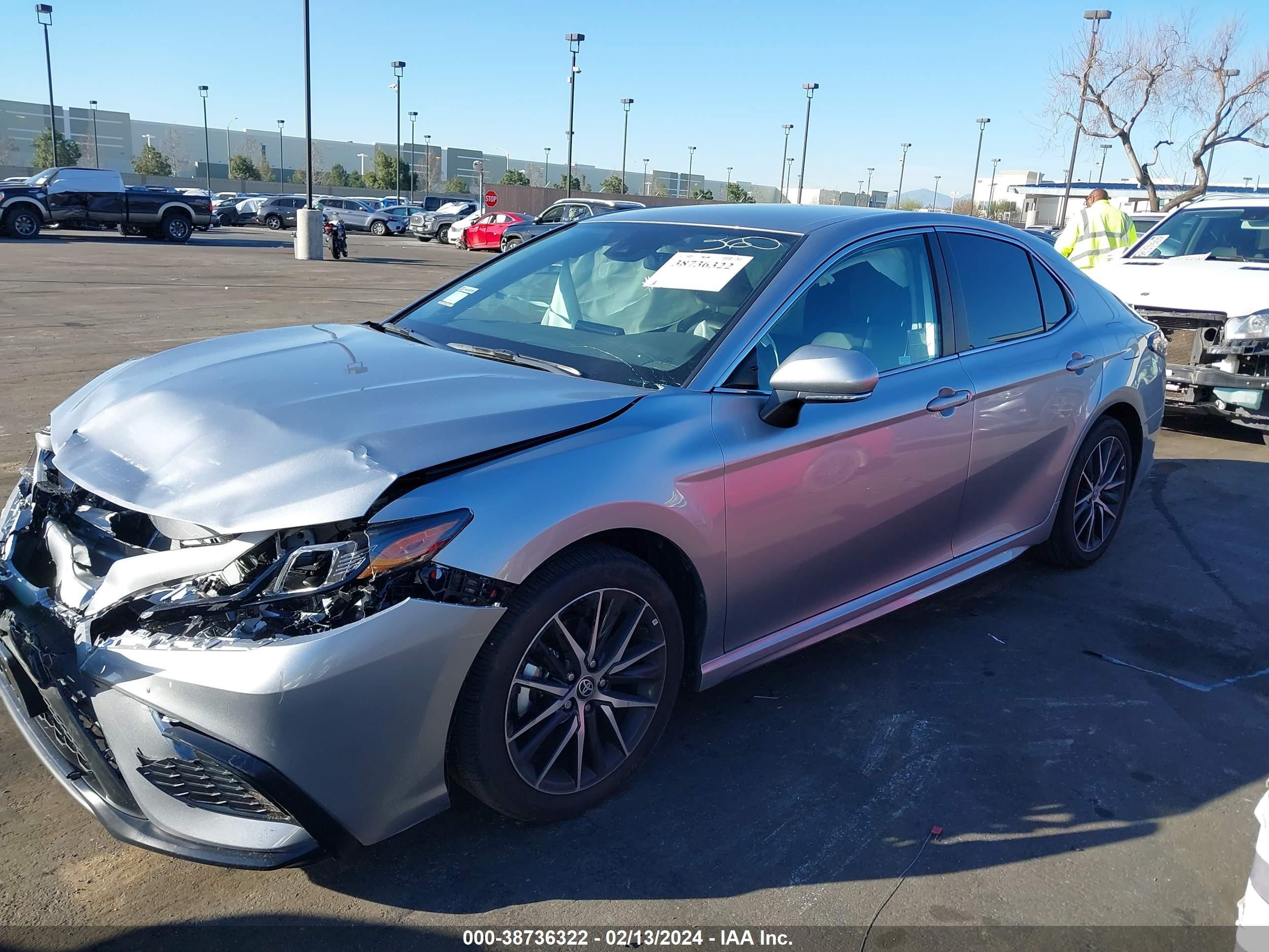 Photo 13 VIN: 4T1G11AK2RU885210 - TOYOTA CAMRY 