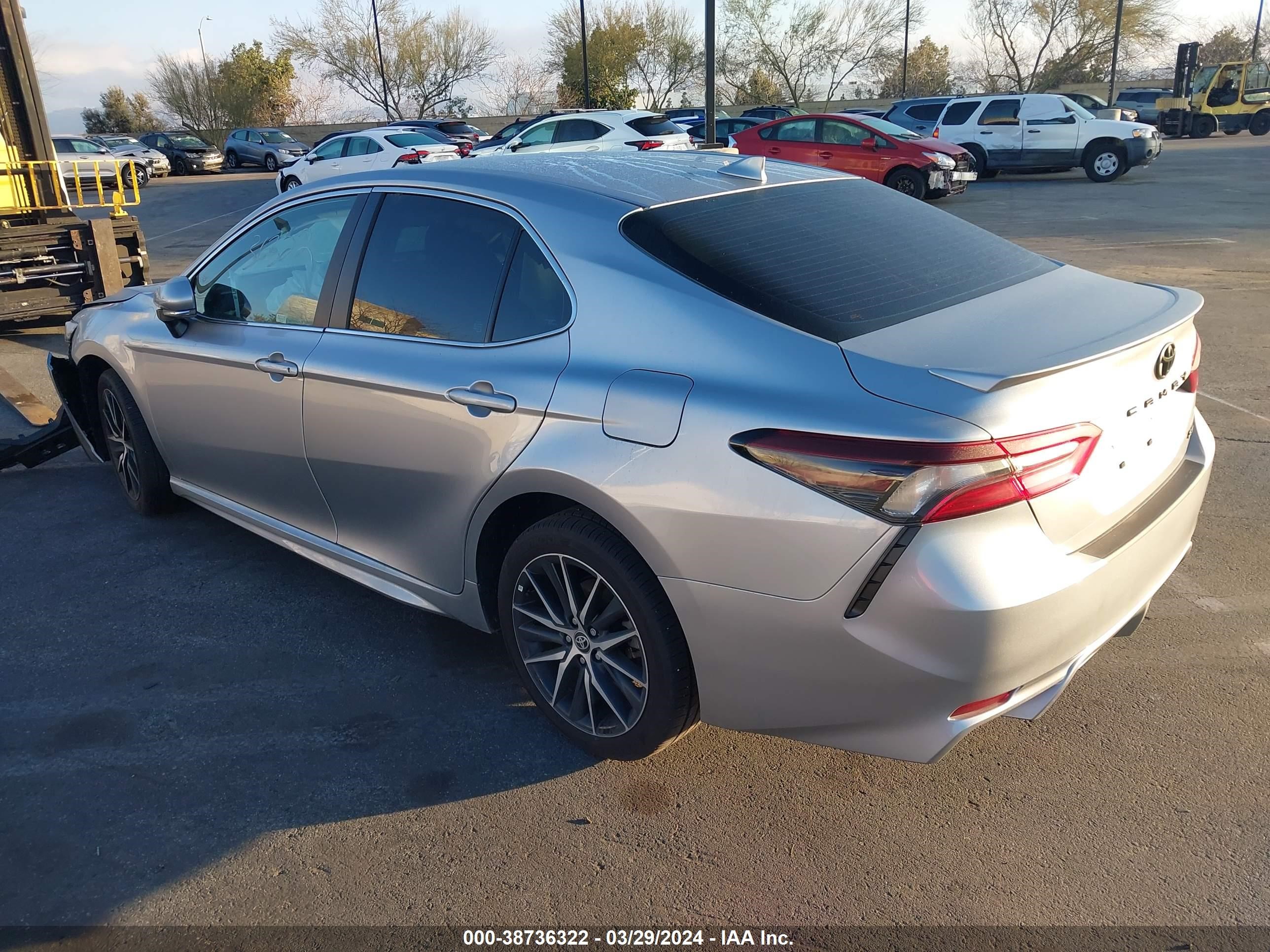 Photo 2 VIN: 4T1G11AK2RU885210 - TOYOTA CAMRY 