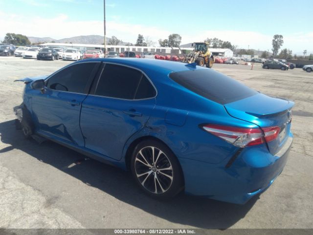 Photo 2 VIN: 4T1G11AK3LU302974 - TOYOTA CAMRY 