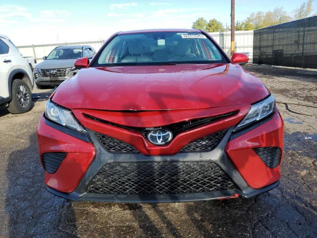 Photo 4 VIN: 4T1G11AK3LU303719 - TOYOTA CAMRY SE 