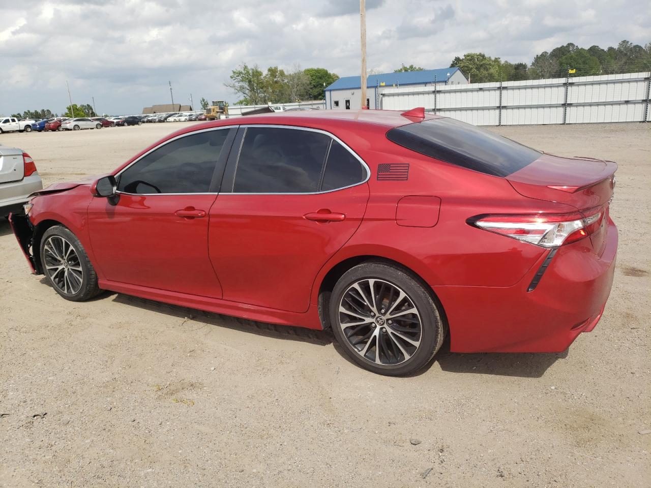 Photo 1 VIN: 4T1G11AK3LU375701 - TOYOTA CAMRY 