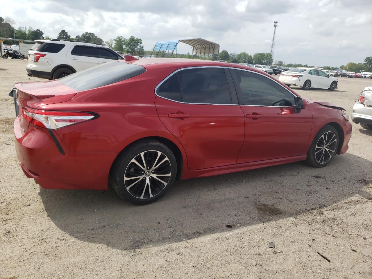 Photo 2 VIN: 4T1G11AK3LU375701 - TOYOTA CAMRY 