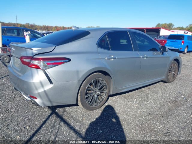 Photo 3 VIN: 4T1G11AK3LU392496 - TOYOTA CAMRY 