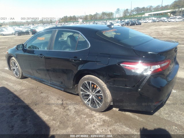 Photo 2 VIN: 4T1G11AK3LU504147 - TOYOTA CAMRY 