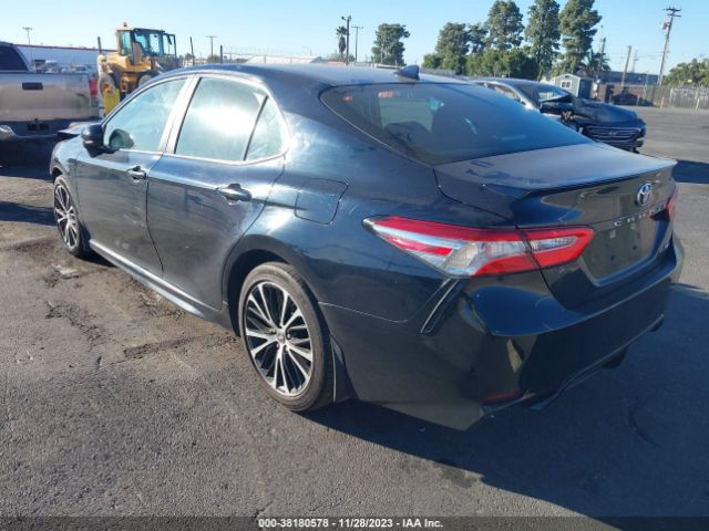 Photo 2 VIN: 4T1G11AK3LU509476 - TOYOTA CAMRY 