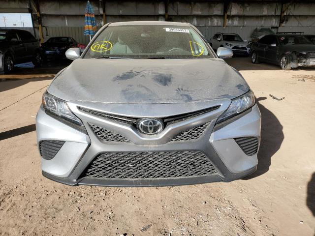 Photo 4 VIN: 4T1G11AK3LU856984 - TOYOTA CAMRY 