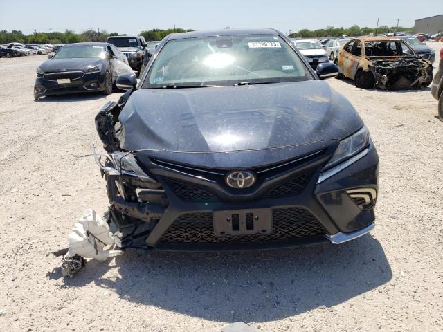 Photo 4 VIN: 4T1G11AK3LU857990 - TOYOTA CAMRY SE 