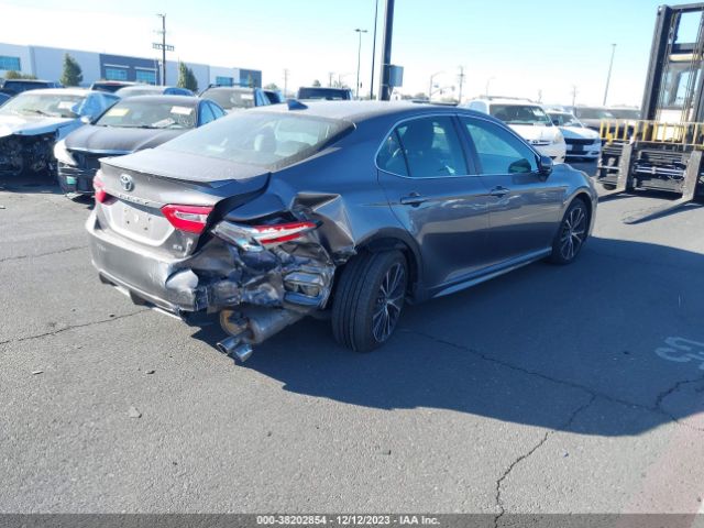 Photo 3 VIN: 4T1G11AK3LU862168 - TOYOTA CAMRY 