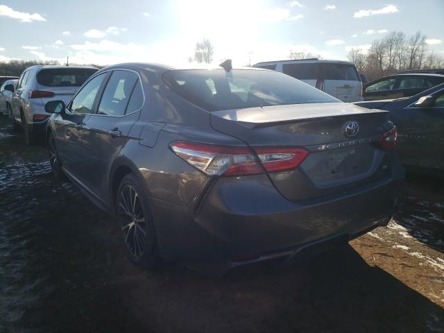 Photo 2 VIN: 4T1G11AK3LU888236 - TOYOTA CAMRY SE 