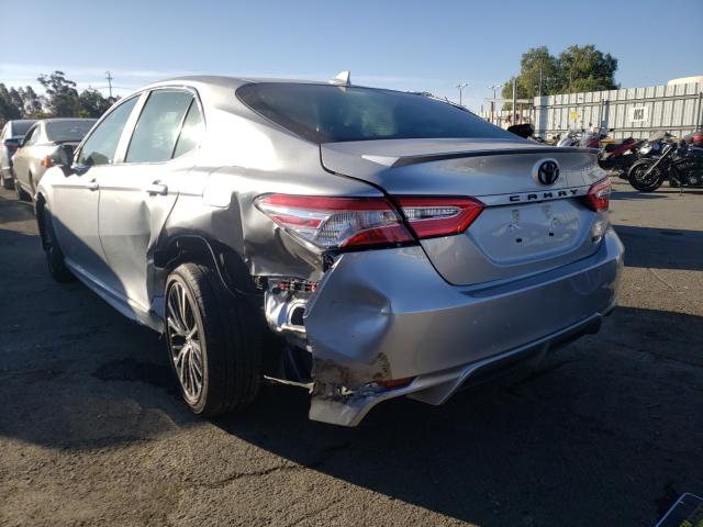 Photo 2 VIN: 4T1G11AK3LU903110 - TOYOTA CAMRY SE 