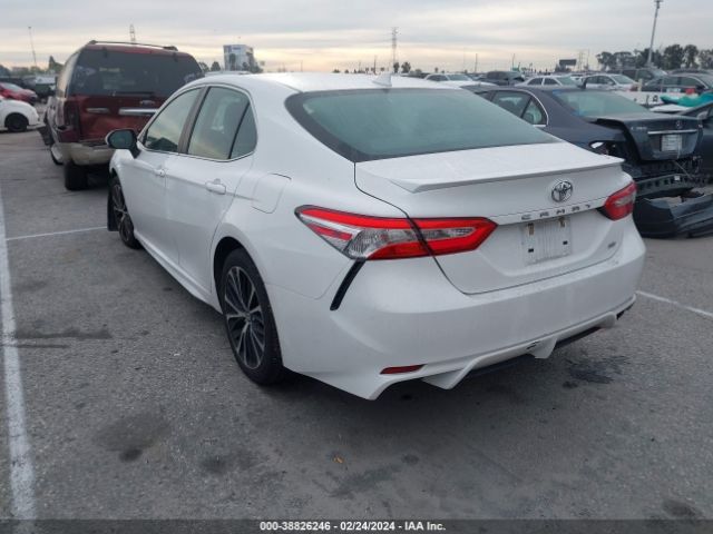 Photo 2 VIN: 4T1G11AK3LU917198 - TOYOTA CAMRY 