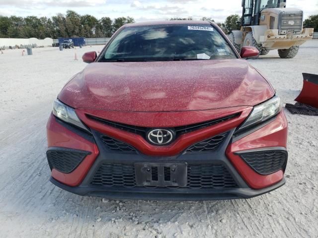 Photo 4 VIN: 4T1G11AK3MU425224 - TOYOTA CAMRY SE 