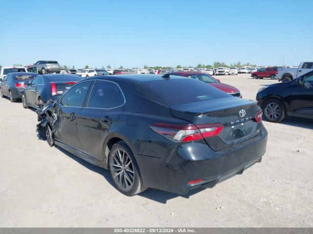 Photo 2 VIN: 4T1G11AK3MU452911 - TOYOTA CAMRY 