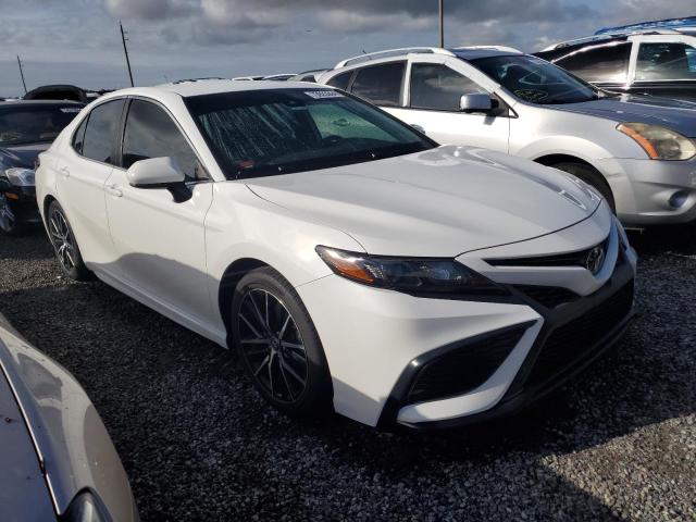 Photo 3 VIN: 4T1G11AK3MU486069 - TOYOTA CAMRY SE 