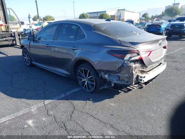 Photo 2 VIN: 4T1G11AK3MU561885 - TOYOTA CAMRY 