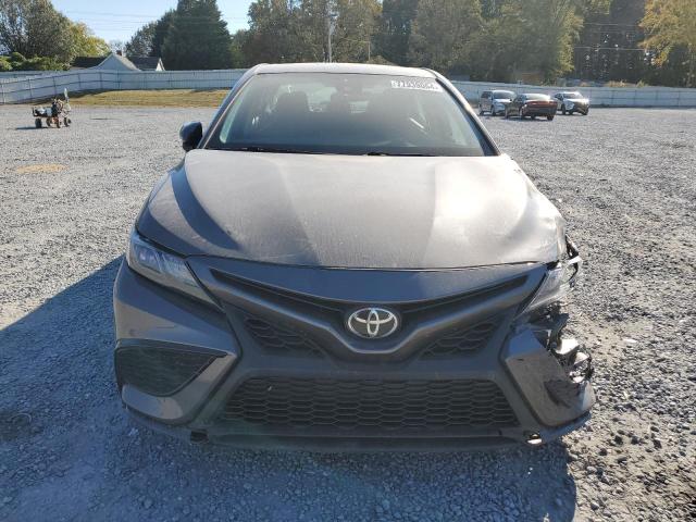 Photo 4 VIN: 4T1G11AK3MU562406 - TOYOTA CAMRY SE 