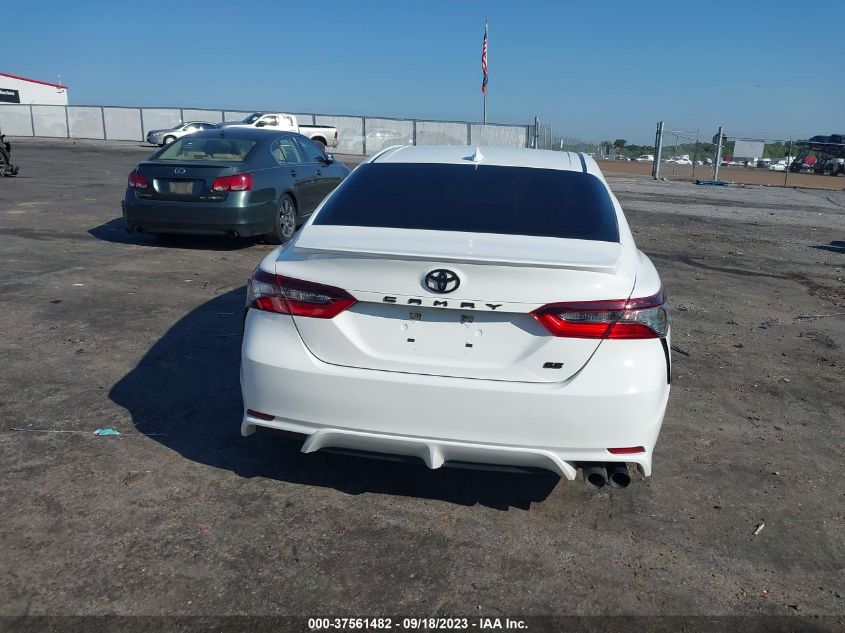 Photo 15 VIN: 4T1G11AK3MU576449 - TOYOTA CAMRY 