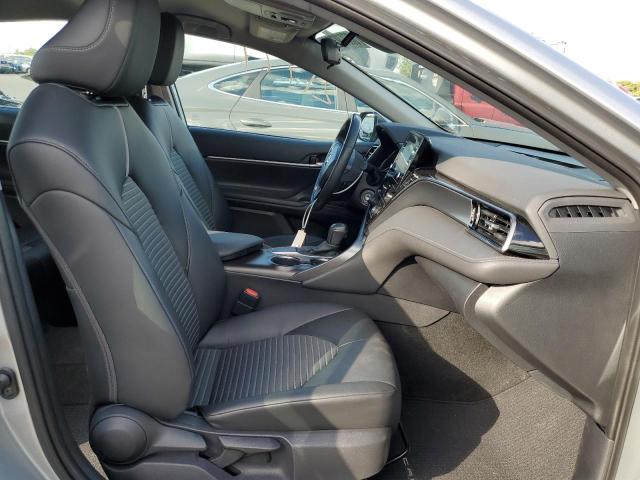 Photo 4 VIN: 4T1G11AK3MU581070 - TOYOTA CAMRY SE 