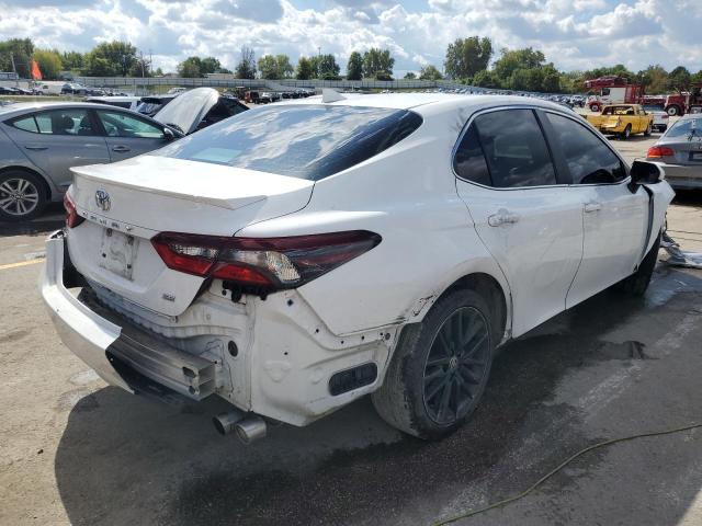 Photo 2 VIN: 4T1G11AK3MU583899 - TOYOTA CAMRY SE 