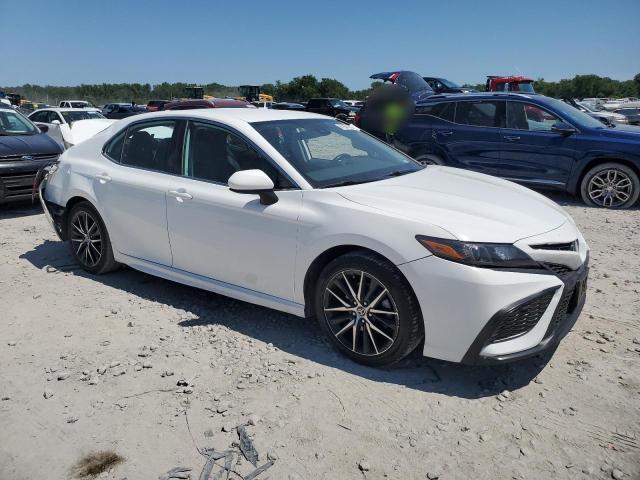 Photo 3 VIN: 4T1G11AK3MU588469 - TOYOTA CAMRY SE 