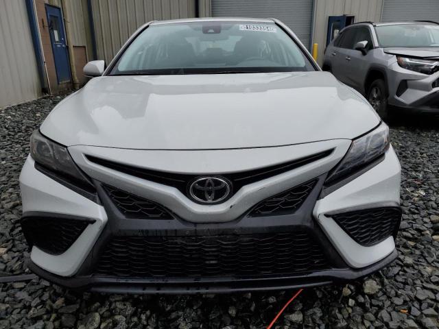 Photo 4 VIN: 4T1G11AK3NU056754 - TOYOTA CAMRY SE 