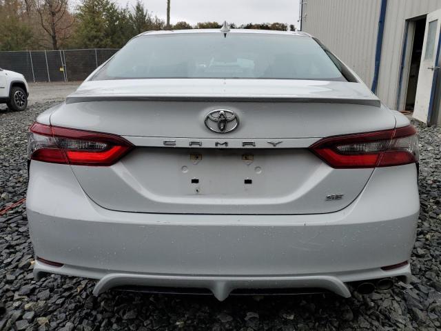 Photo 5 VIN: 4T1G11AK3NU056754 - TOYOTA CAMRY SE 