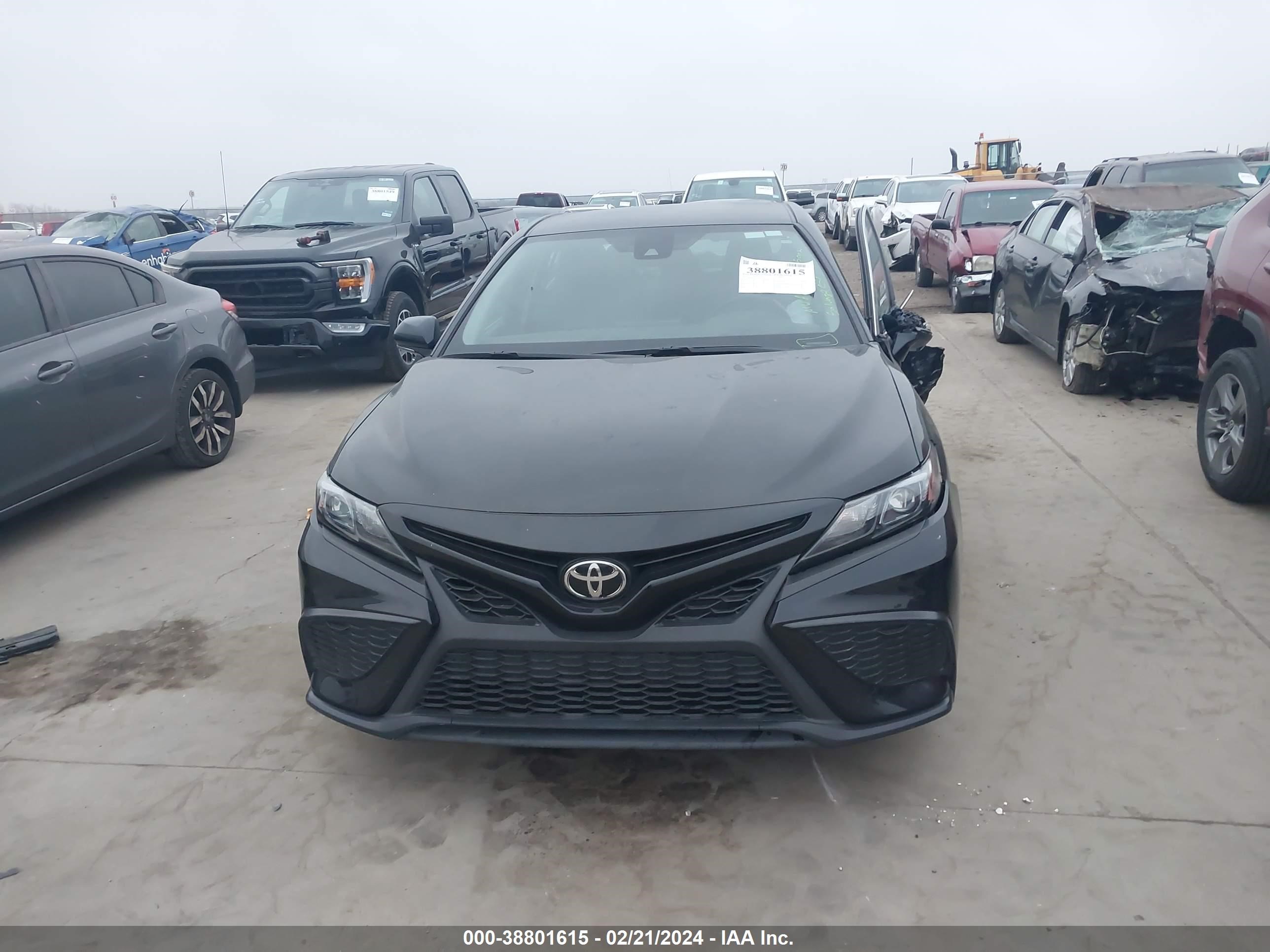 Photo 11 VIN: 4T1G11AK3NU499163 - TOYOTA CAMRY 