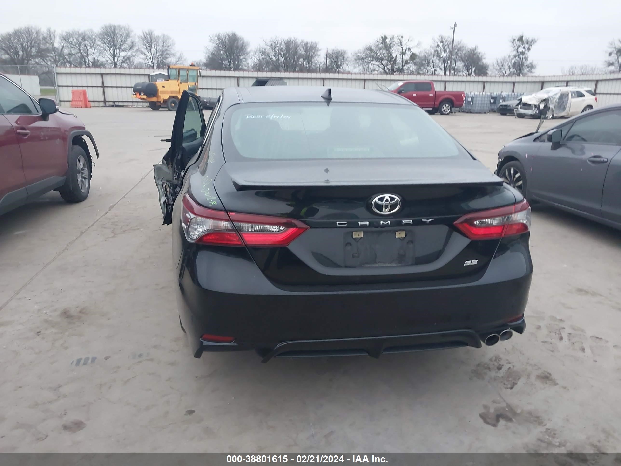 Photo 15 VIN: 4T1G11AK3NU499163 - TOYOTA CAMRY 