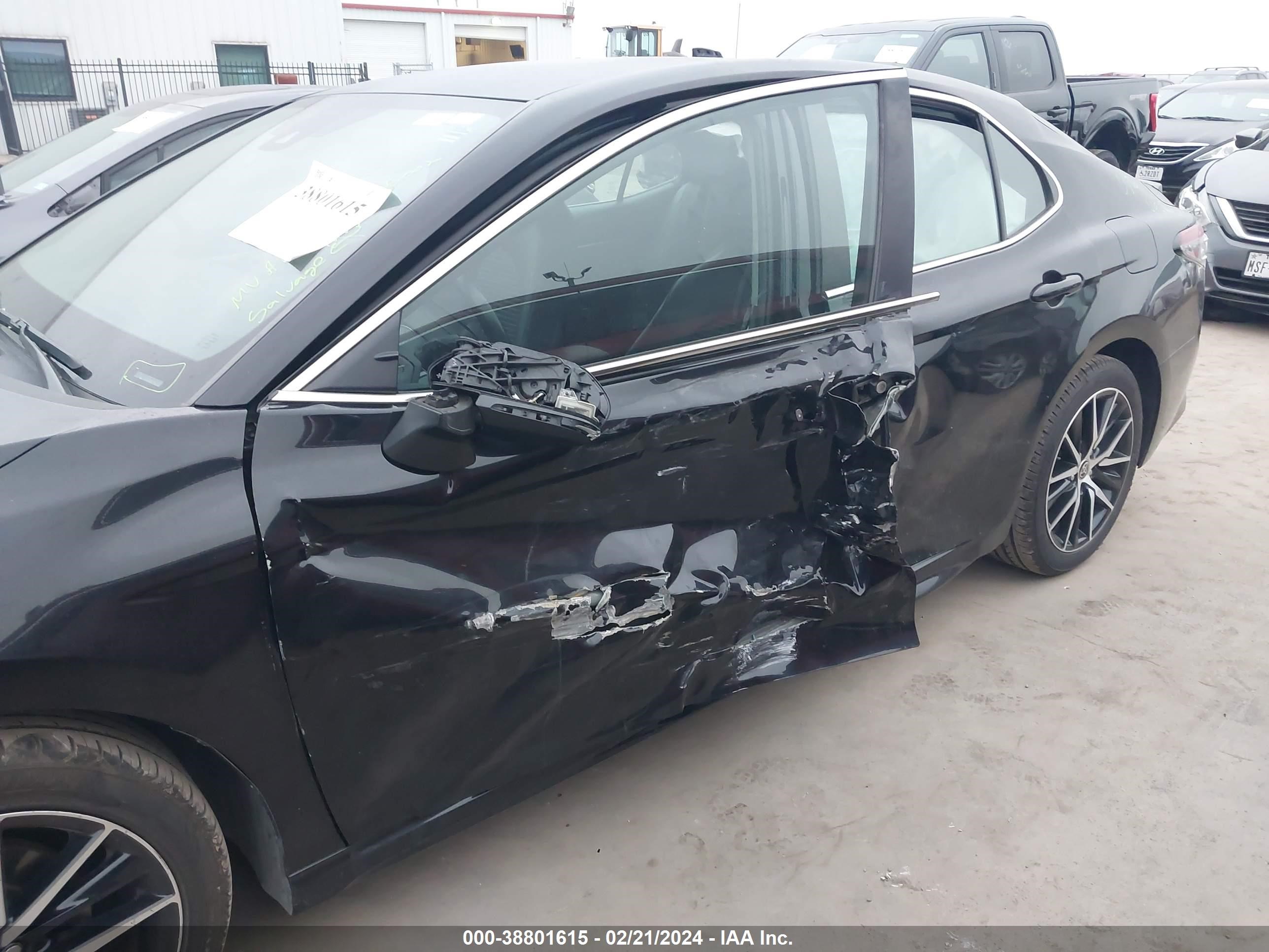 Photo 5 VIN: 4T1G11AK3NU499163 - TOYOTA CAMRY 